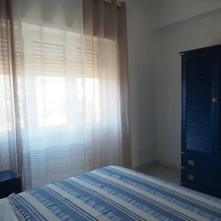 B&blu * سانتا مارينيلاّ